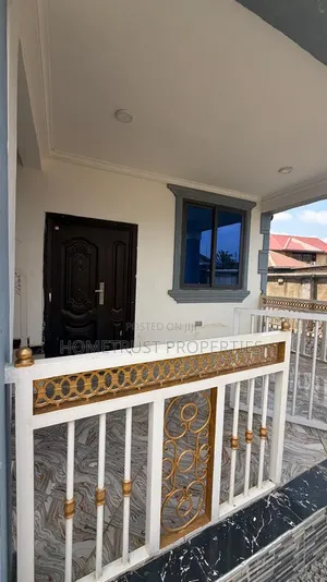 4bdrm Duplex in Amasaman Obeyieyie for sale