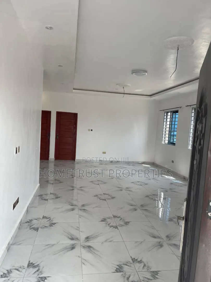 4bdrm Duplex in Amasaman Obeyieyie for sale