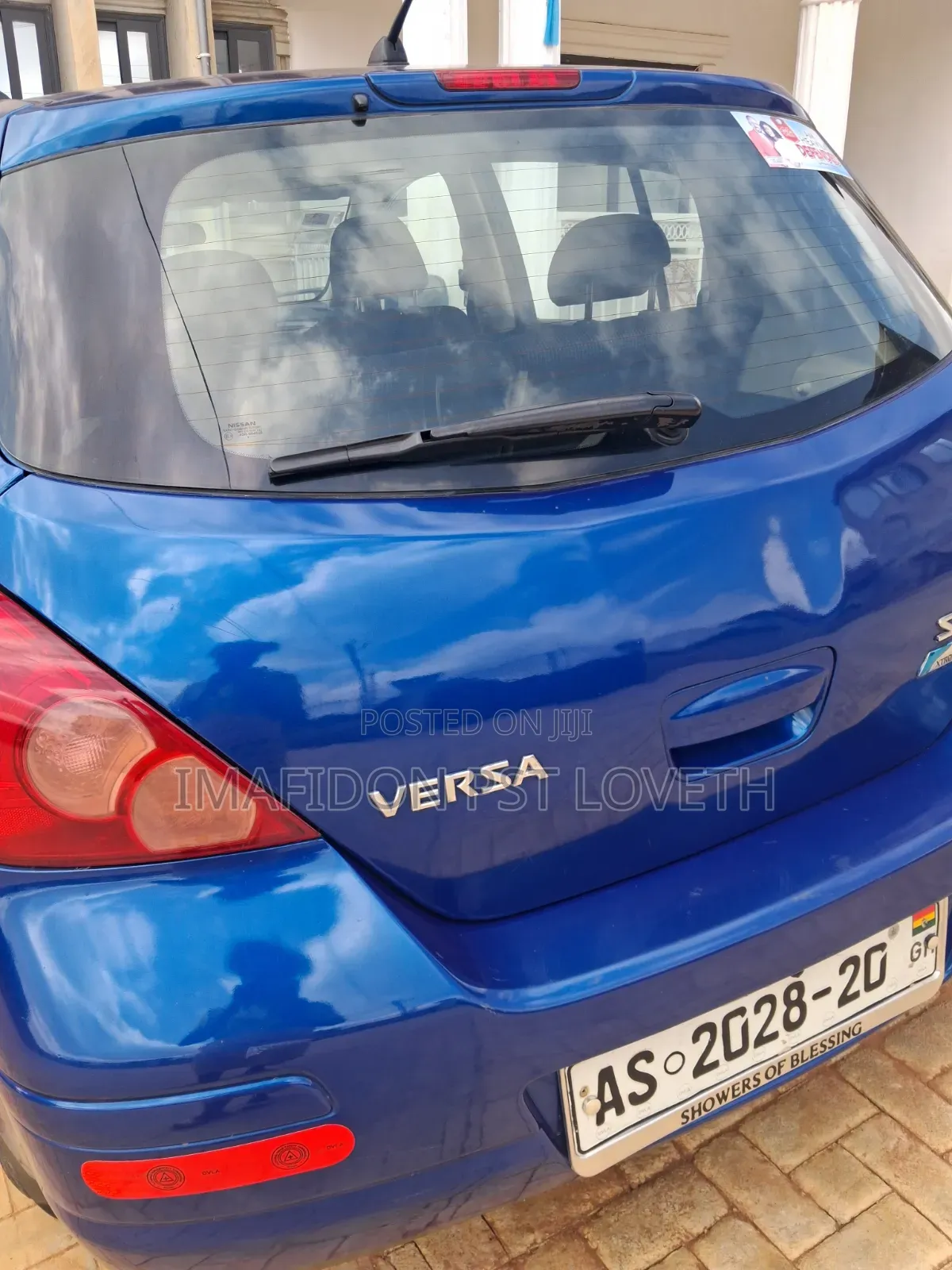 Nissan Versa 2010 Blue
