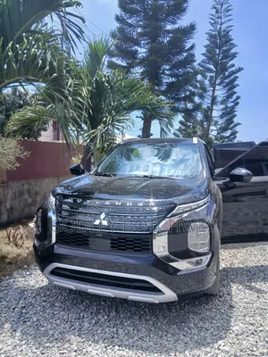 Mitsubishi Outlander SEL 2022 Black
