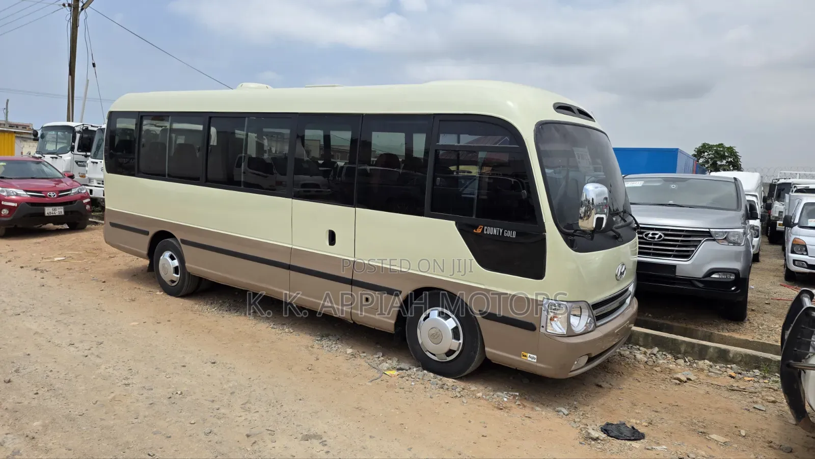 Hyundai County 2016 Gold