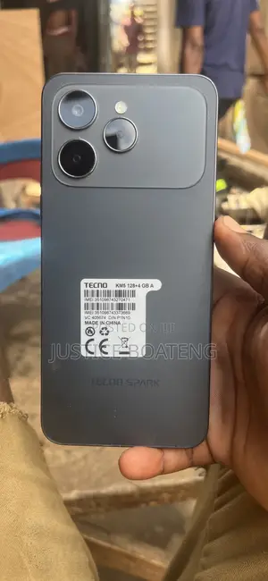 Tecno Spark 40 128 GB Black