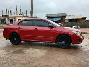 Toyota Corolla 2010 Red