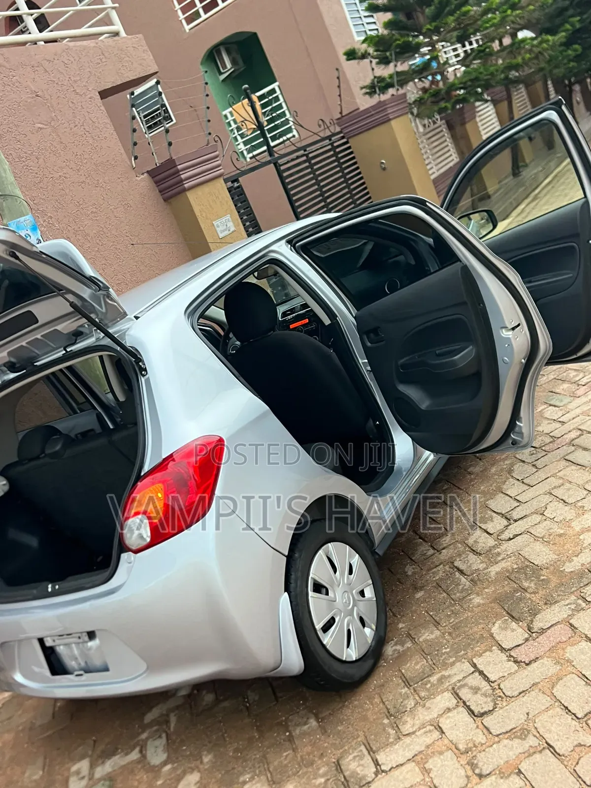 Mitsubishi Mirage 2014 Silver