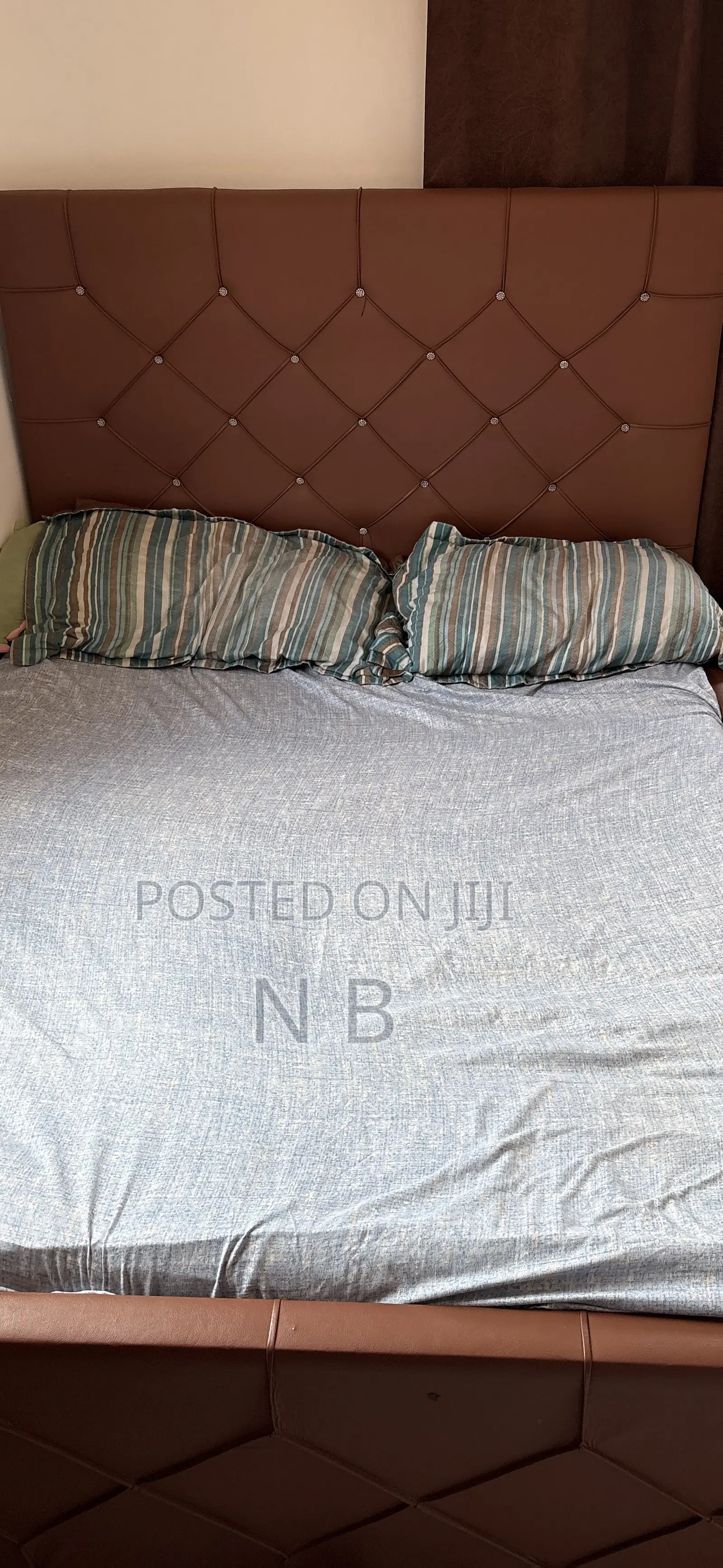 Bed Frame (One and a Half)