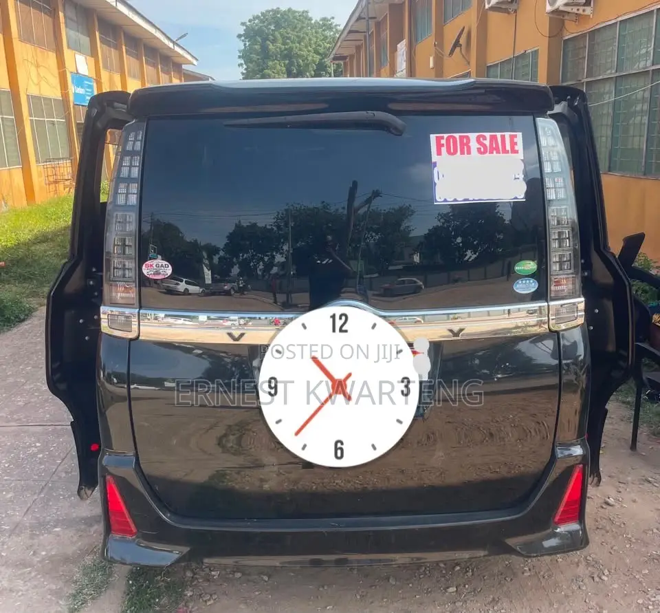 Toyota Voxy 2017 Black