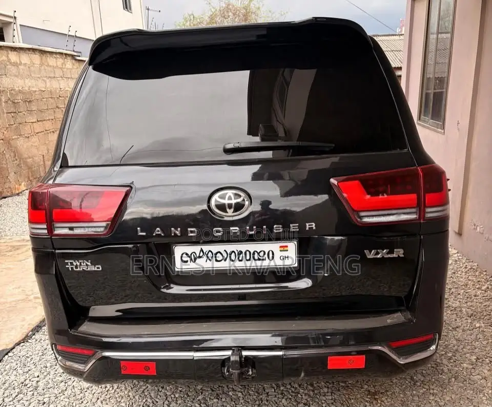 Toyota Land Cruiser 2015 Black