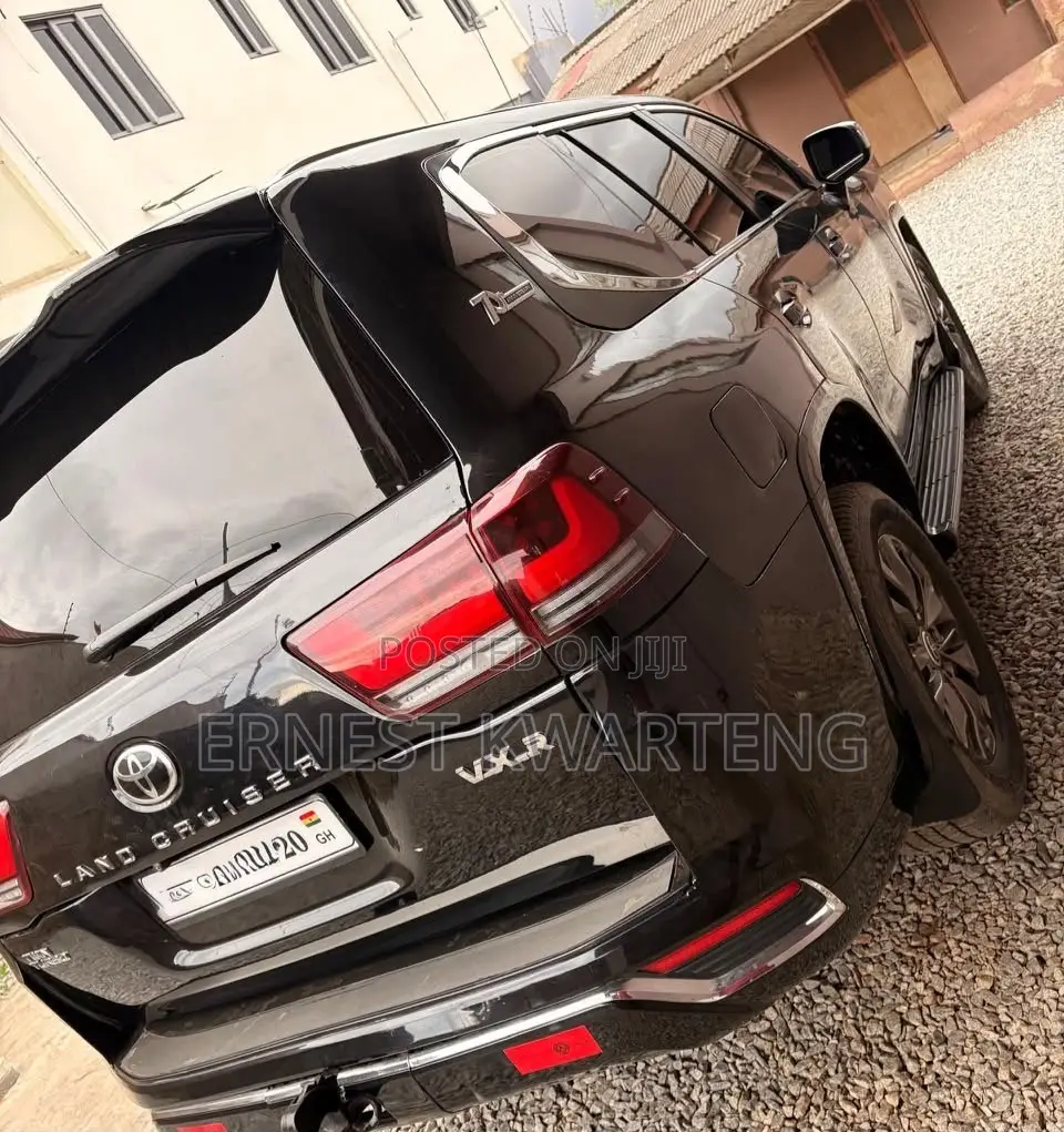 Toyota Land Cruiser 2015 Black