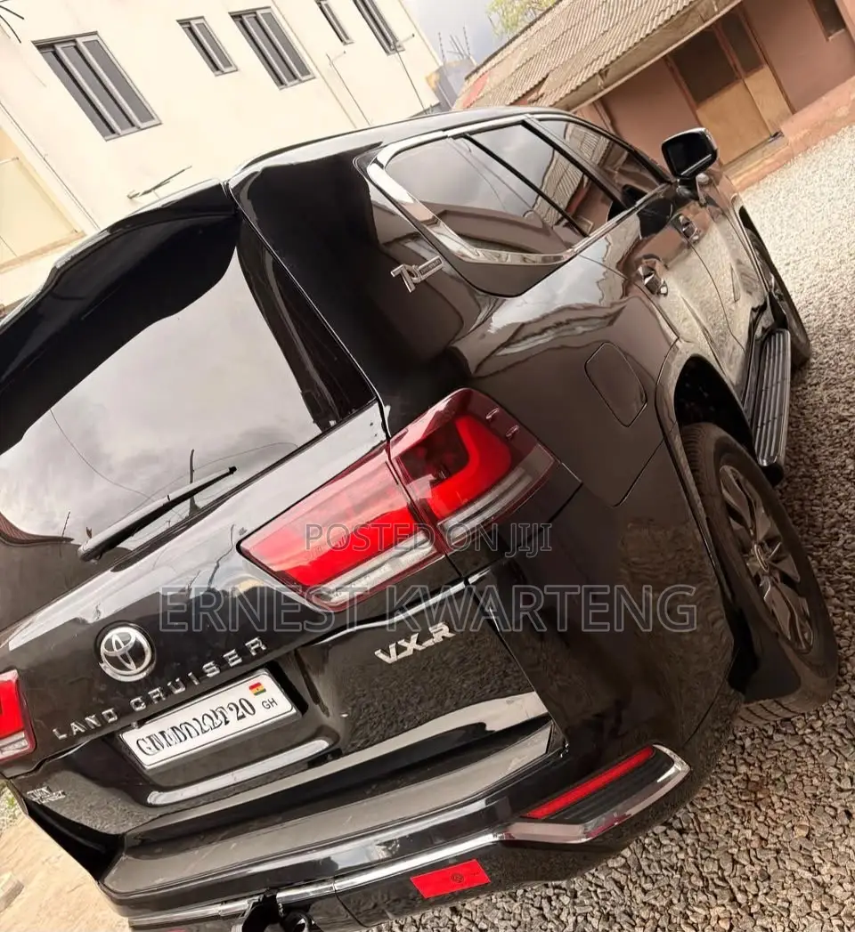 Toyota Land Cruiser 2015 Black