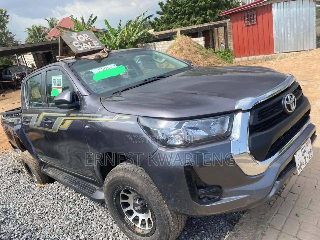 Toyota Hilux 2019 Black