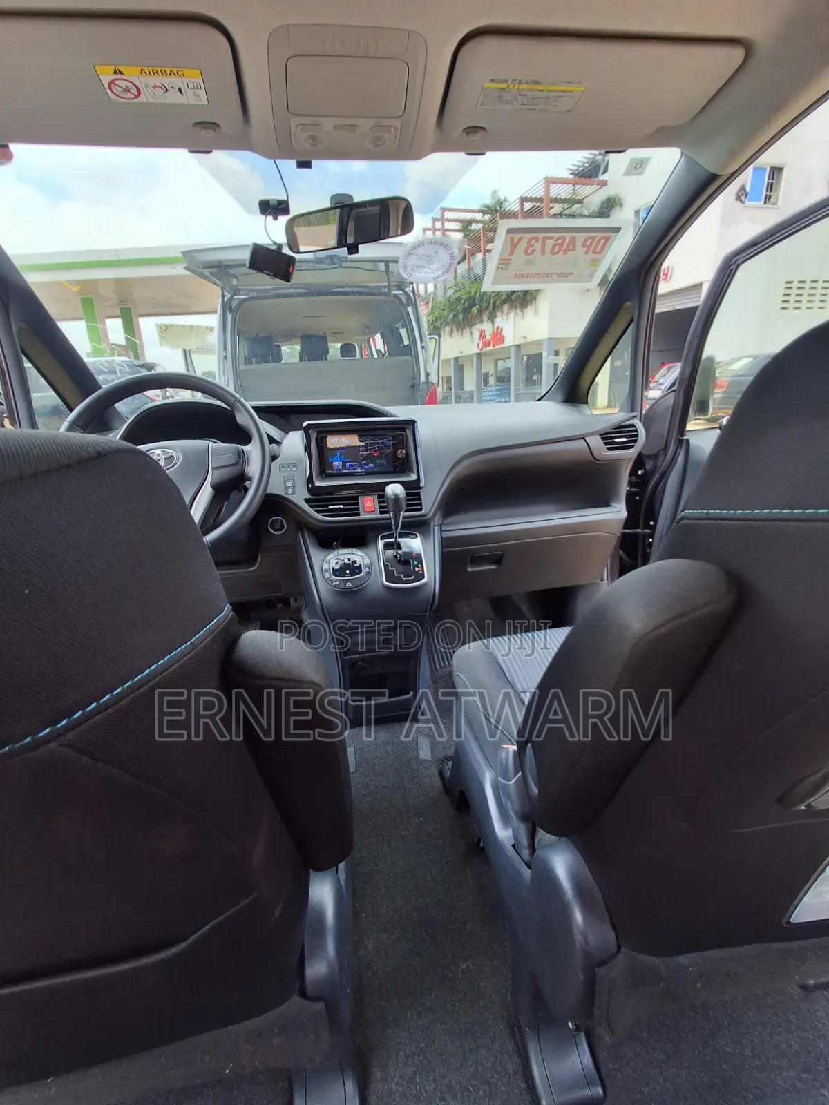 Toyota Voxy 2014 Gray