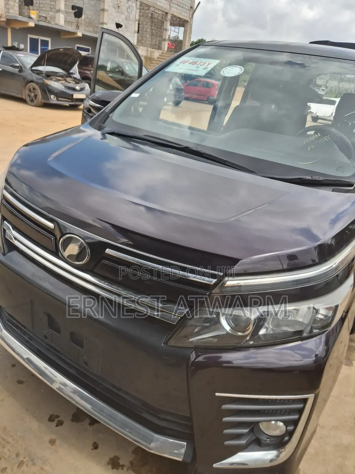Toyota Voxy 2014 Gray