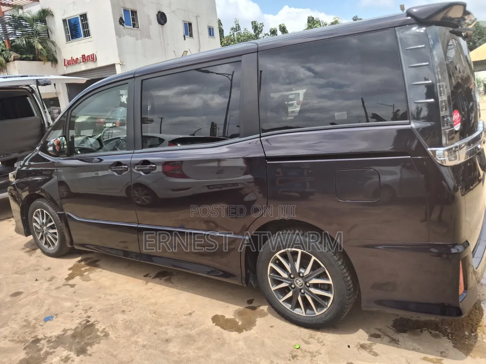 Toyota Voxy 2014 Gray