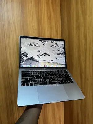 Laptop Apple MacBook Pro 2019 8GB Intel Core i5 SSD 128GB