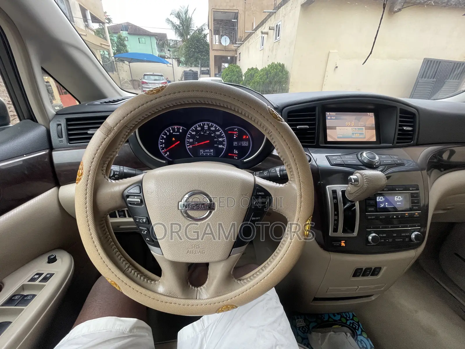 Nissan Quest SL 2011 Beige