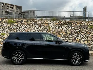Changan Nevo Q07 Flagship PLUS Edition 2025 Blue