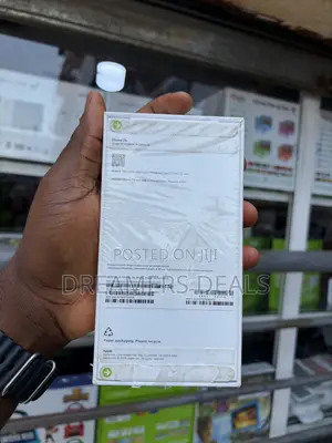 New Apple iPhone 17e 256 GB White