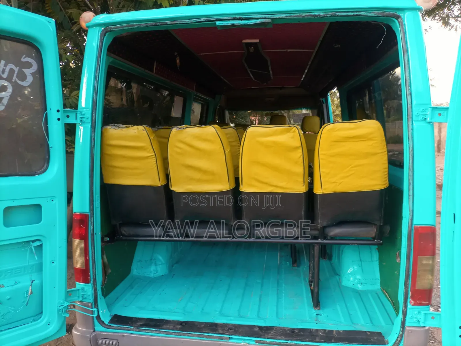 Mercedes-Benz Sprinter 2011