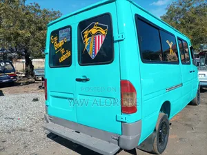 Mercedes-Benz Sprinter 2011