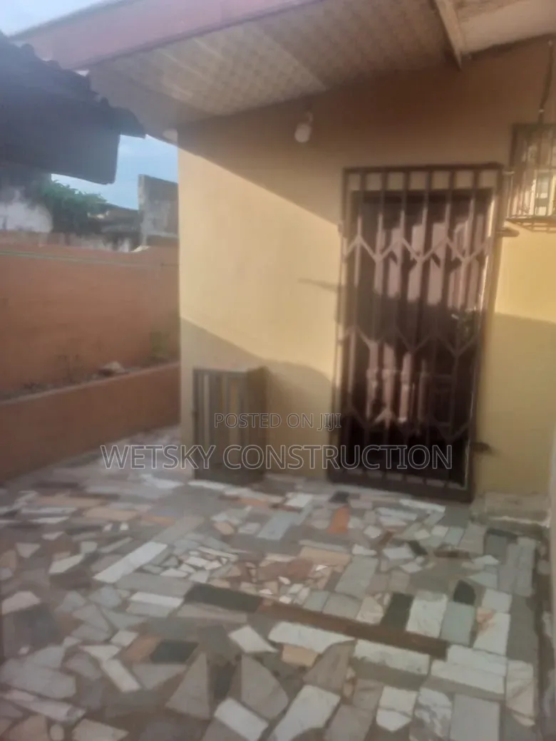 1bdrm Apartment in Kwashiemam, A-Lang for rent