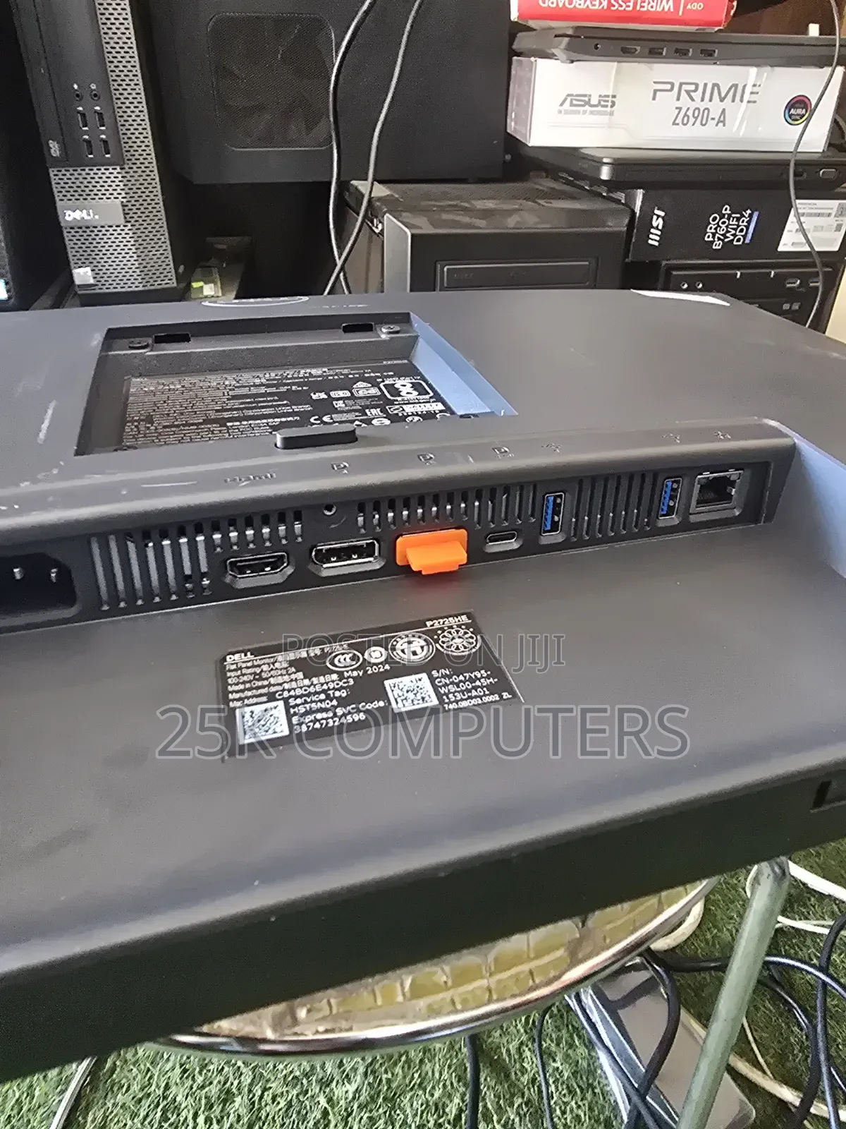 Dell P2725HE USB-C Hub Monitor