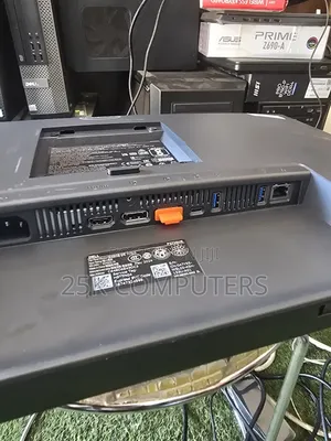Dell P2725HE USB-C Hub Monitor