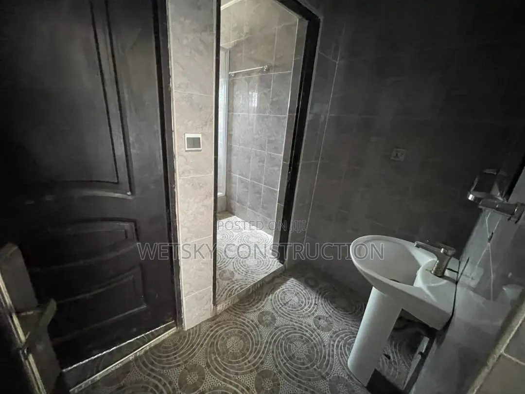 2bdrm Apartment in Awoshie Anyaa Nsufa, NIC for rent