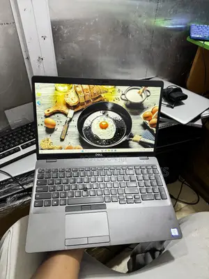 Laptop Dell Latitude 5500 16GB Intel Core i7 SSD 256GB