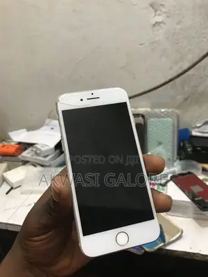 Apple iPhone 7 32 GB Silver