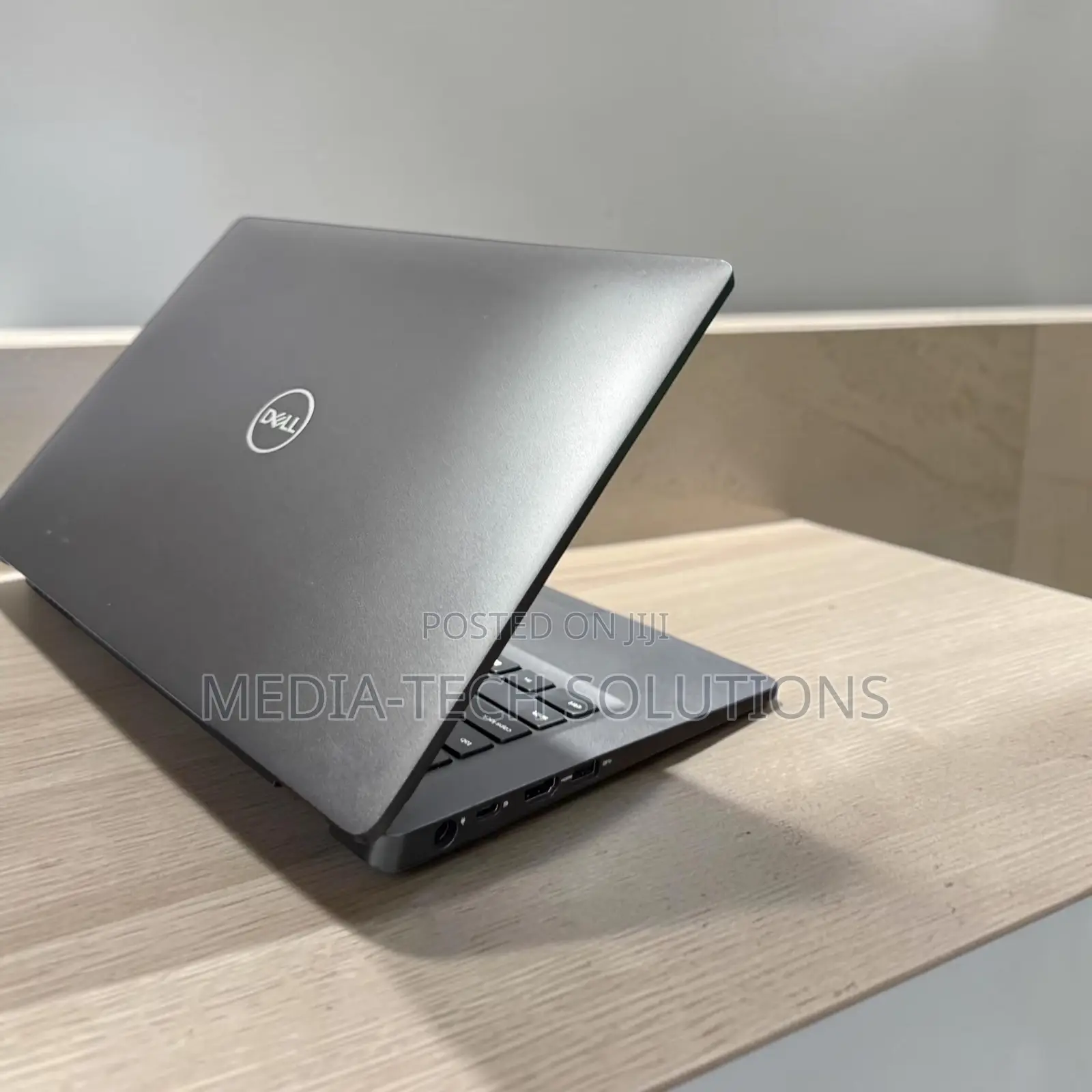 Laptop Dell Latitude 5300 8GB Intel Core i7 SSD 256GB