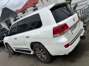 Toyota Land Cruiser 2014 White
