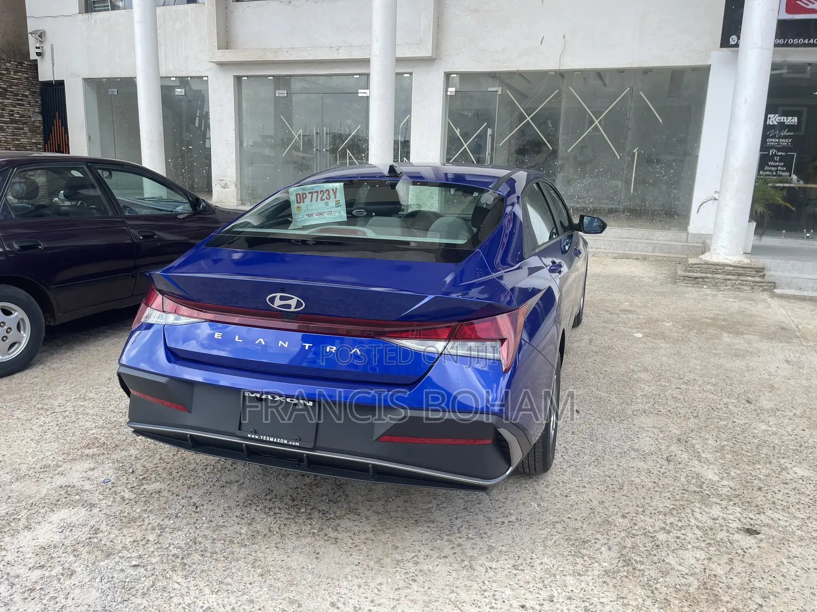 Hyundai Elantra Limited 2024 Blue