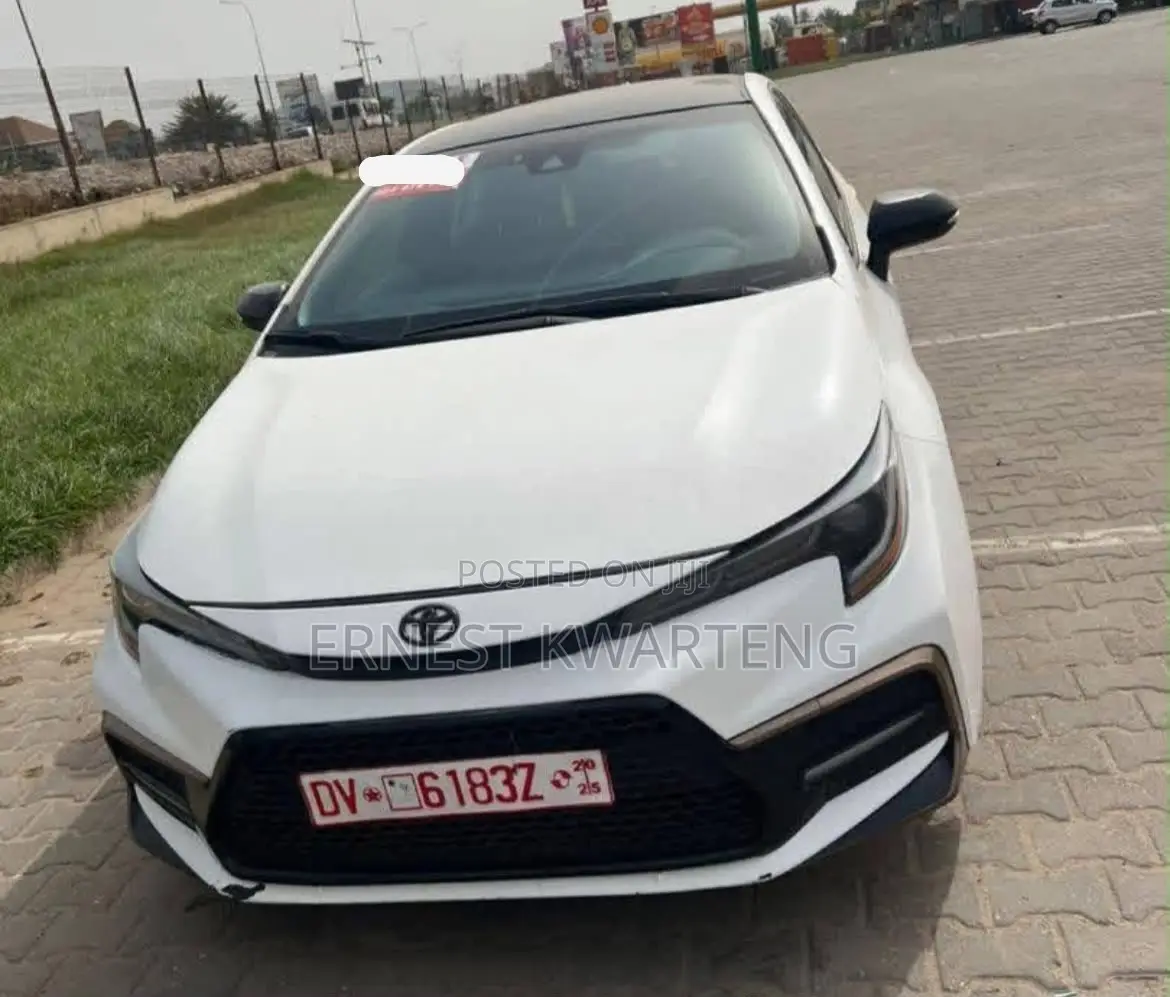 Toyota Corolla 2021 White