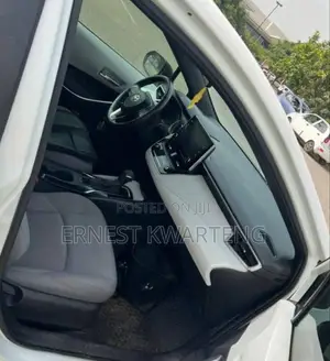 Toyota Corolla 2021 White