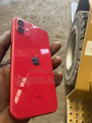 Apple iPhone 11 128 GB Red