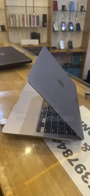 Laptop Apple MacBook Pro 2020 8GB Apple M1 SSD 256GB