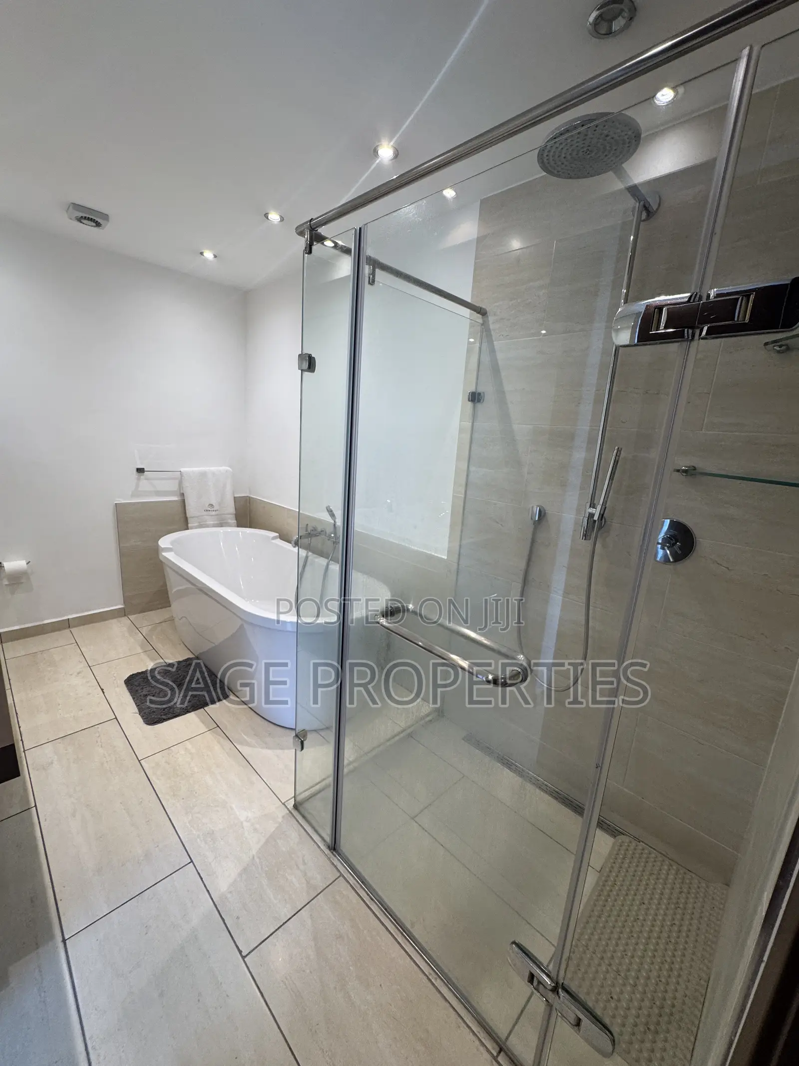 Furnished 4bdrm Penthouse in Airport Residential Area for rent