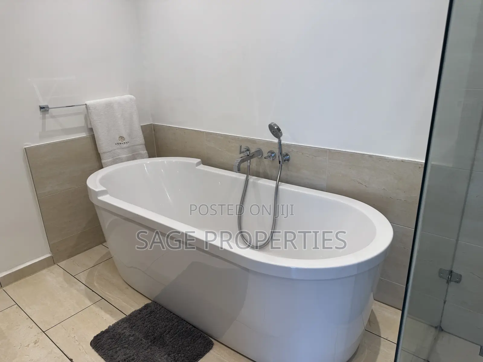Furnished 4bdrm Penthouse in Airport Residential Area for rent