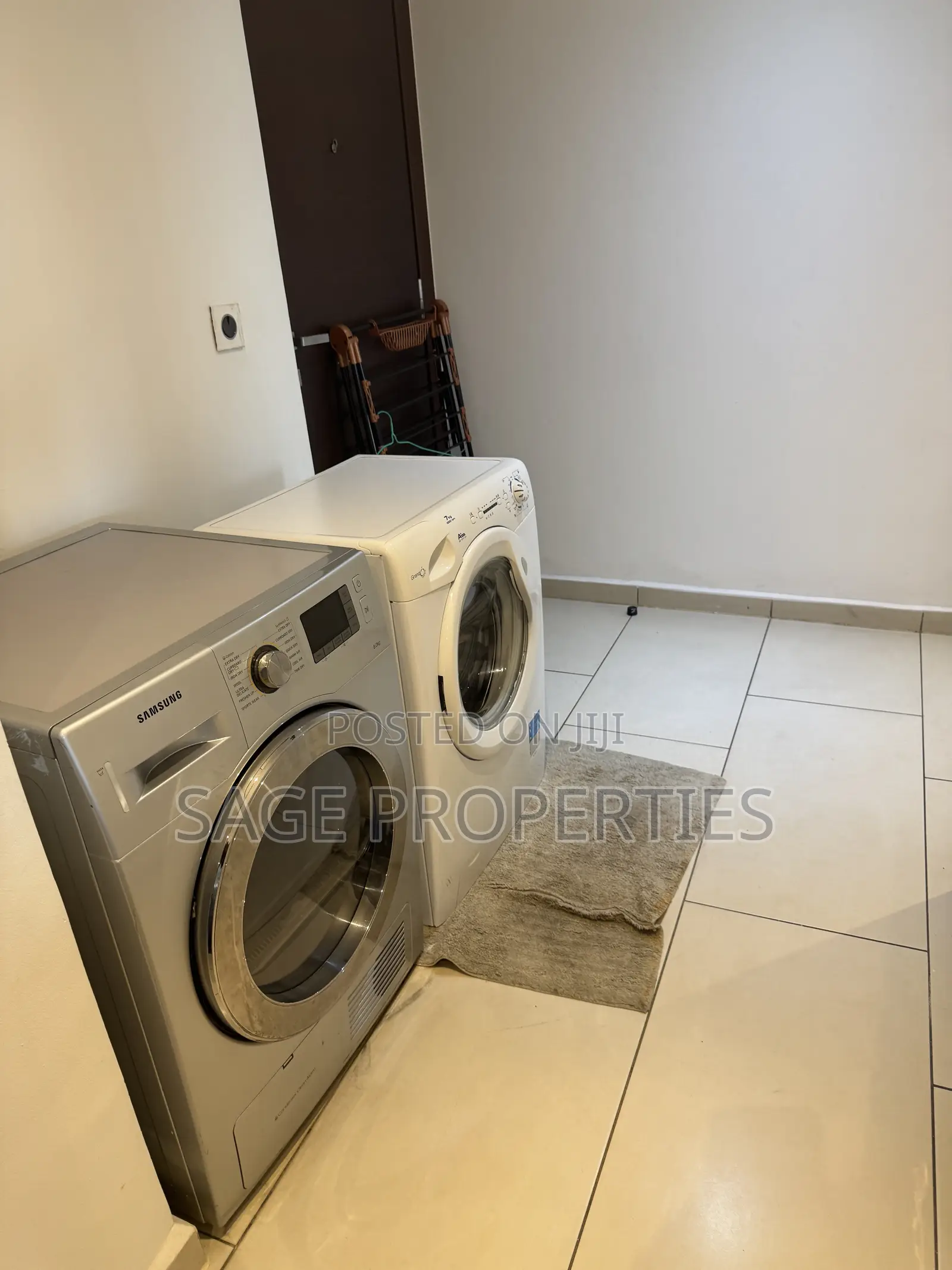 Furnished 4bdrm Penthouse in Airport Residential Area for rent