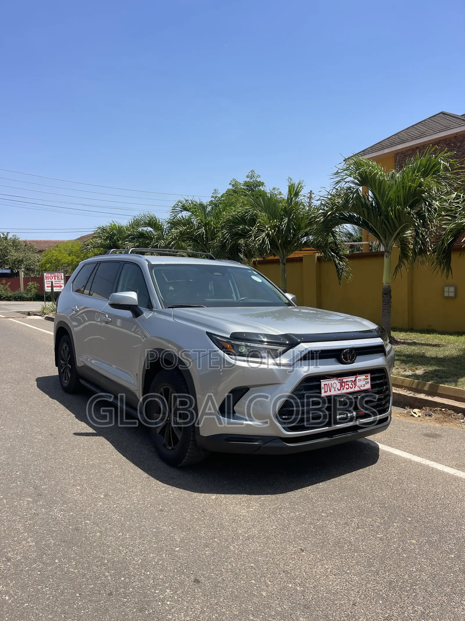 Toyota Highlander XLE AWD 2024 Silver