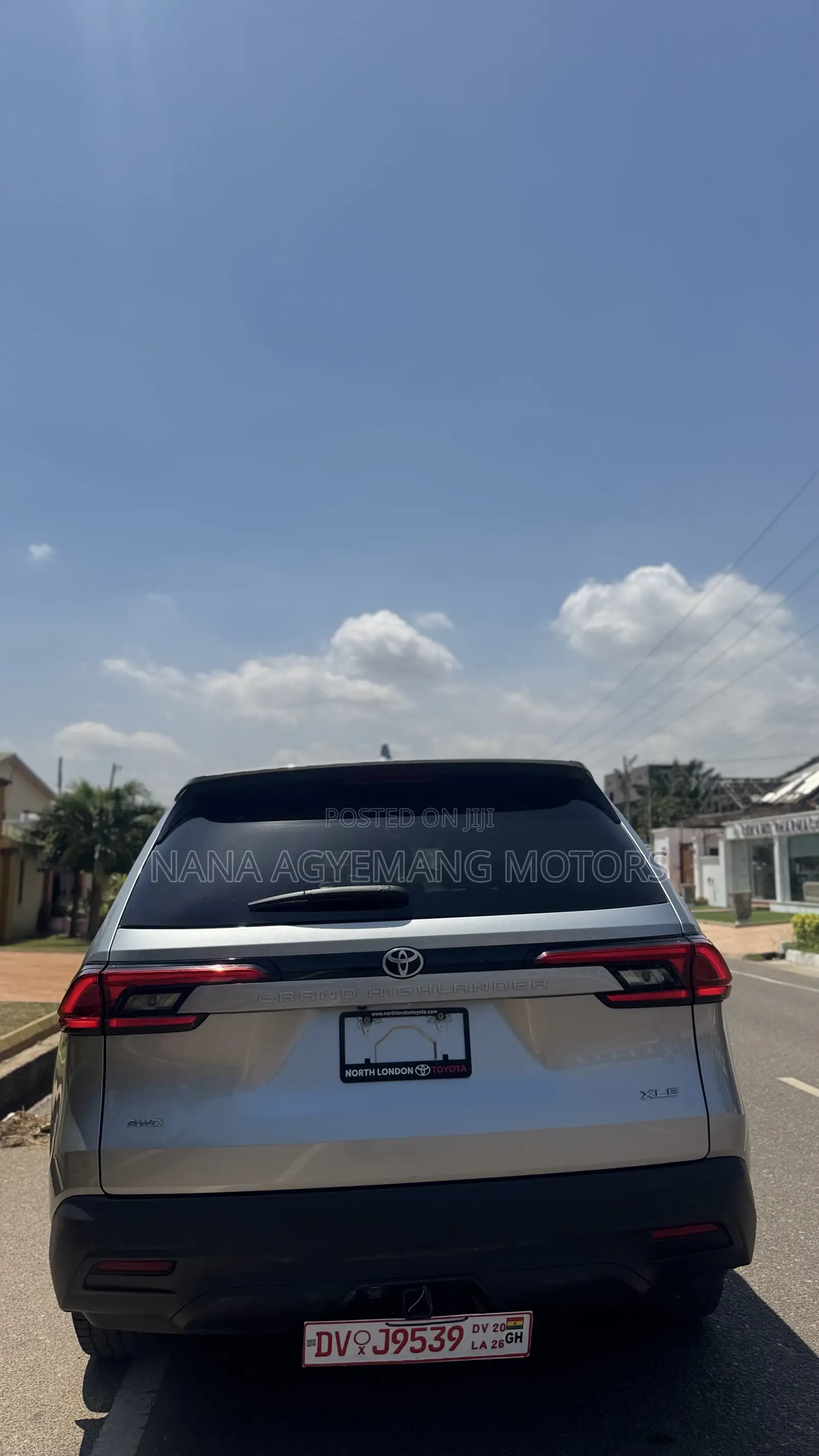 Toyota Highlander XLE AWD 2024 Silver