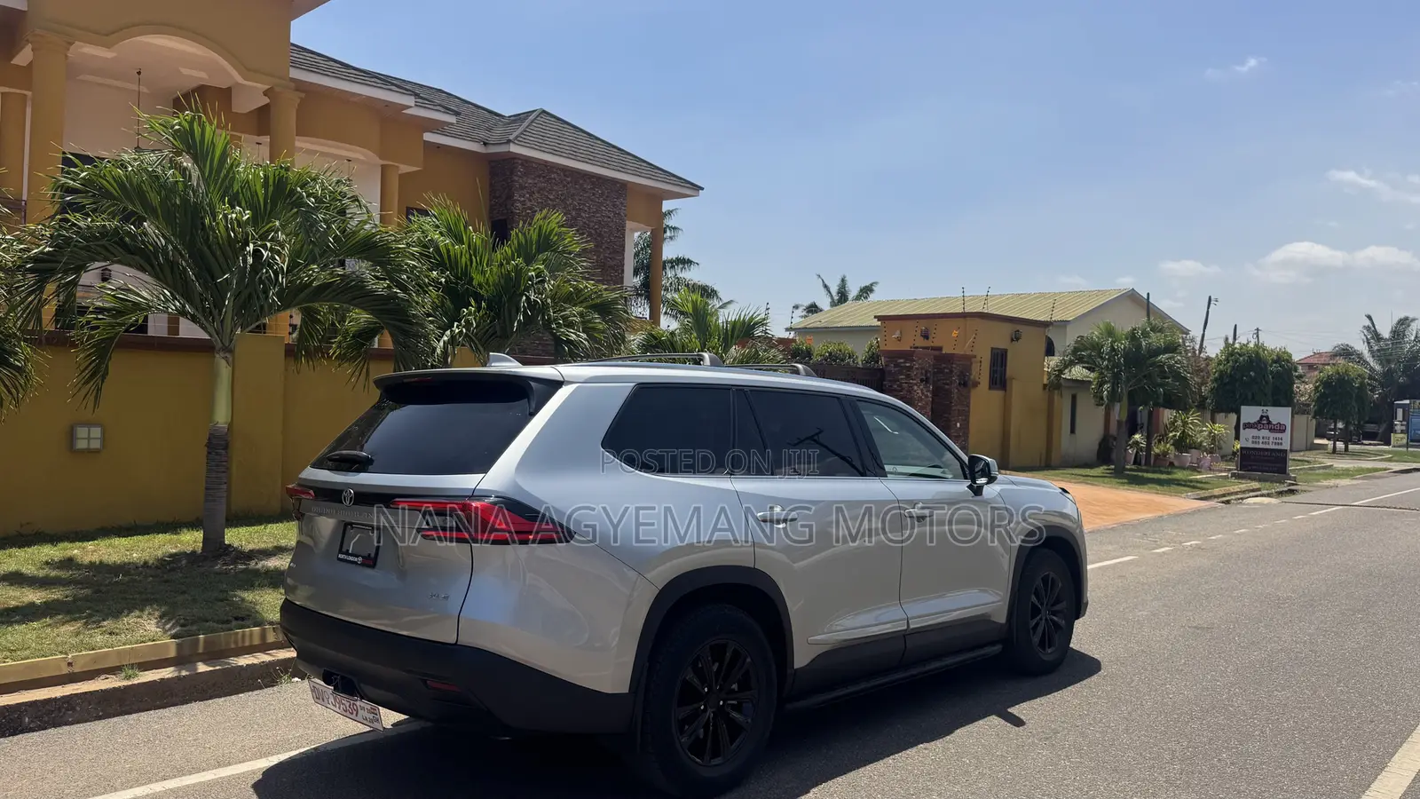 Toyota Highlander XLE AWD 2024 Silver