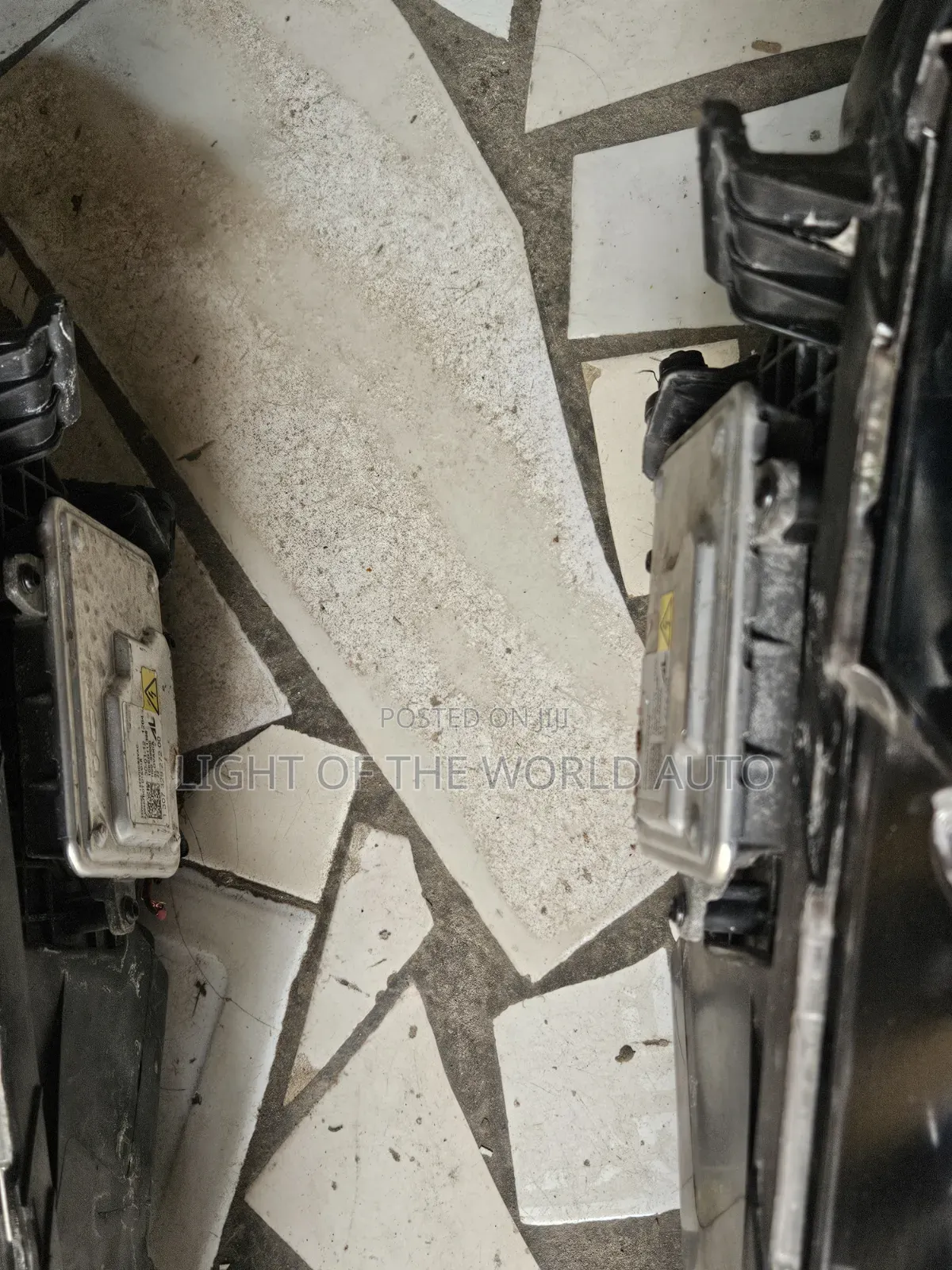 Kia Optima 14 Headlight Charger Type