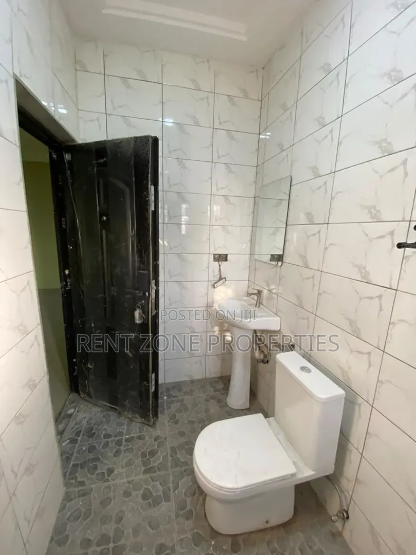 2bdrm Apartment in Kwabenya for rent