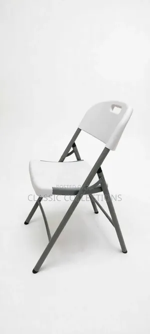White Plastic Folding Chairs(Wholesale)