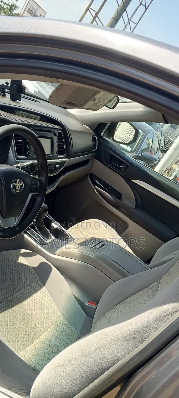 Toyota Highlander LE 4dr SUV (3.5L 6cyl 6A) 2014 Brown