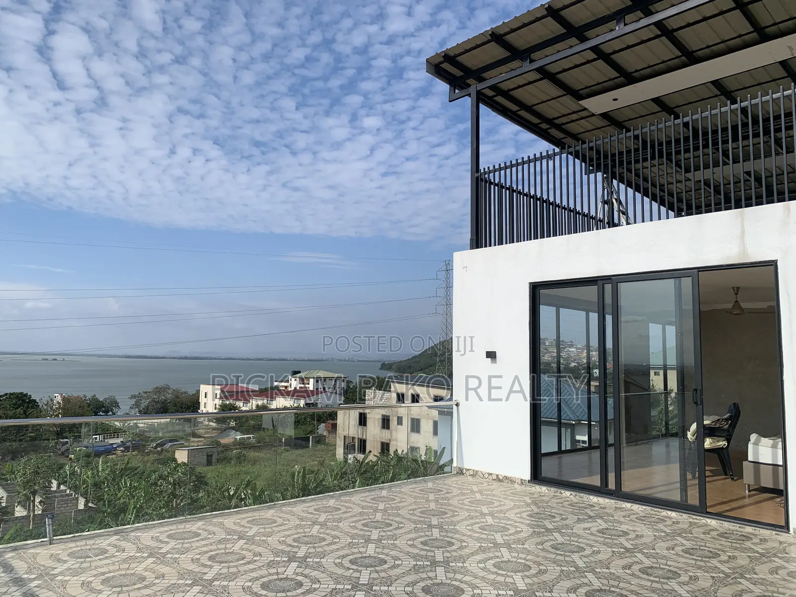 Furnished 11bdrm Villa in Weija for sale