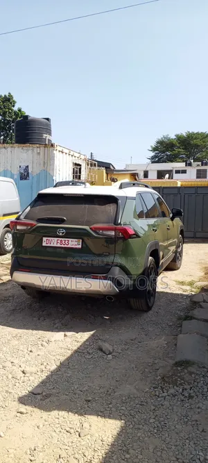 Toyota RAV4 Adventure AWD 2024 Green