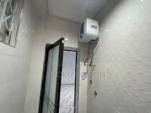 1bdrm Apartment in Awoshie, Last Stop for rent