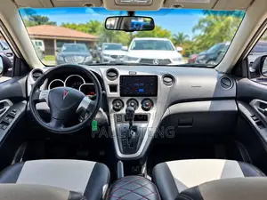 Pontiac Vibe 1.8L 2010 White